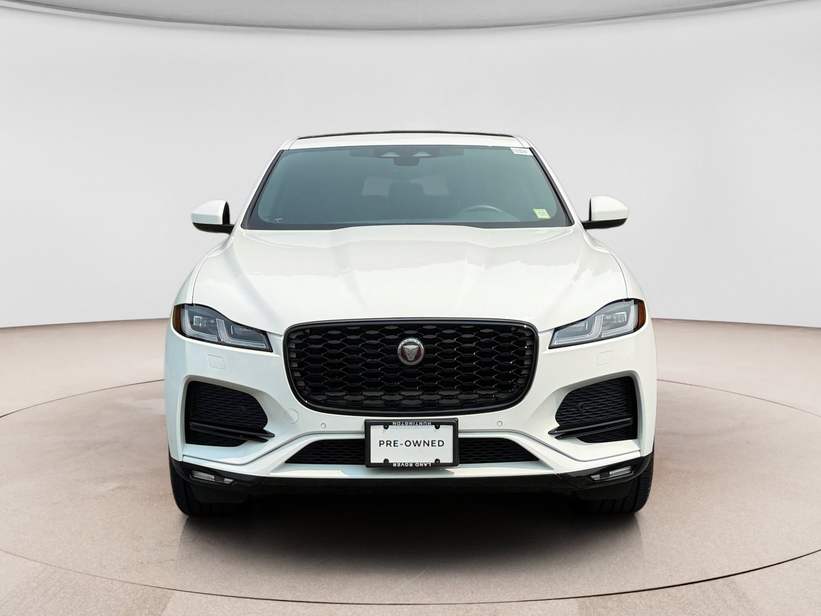 Used 2023 Jaguar F-PACE S AWD/4WD image 8