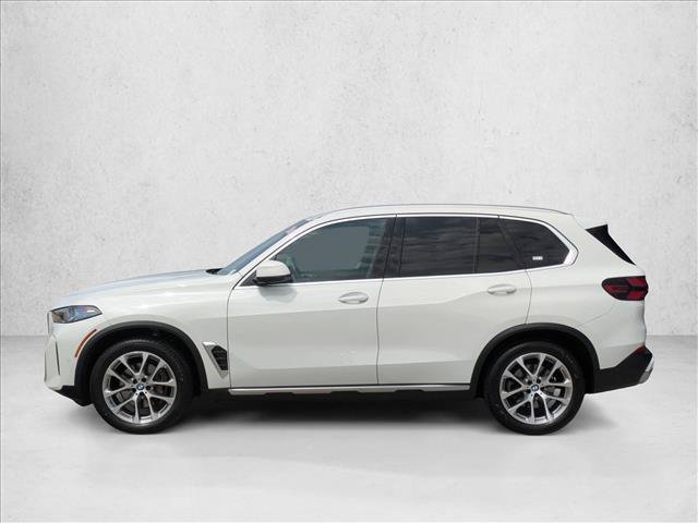 Used 2024 BMW X5 xDrive40i w/ Premium Package AWD/4WD image 9