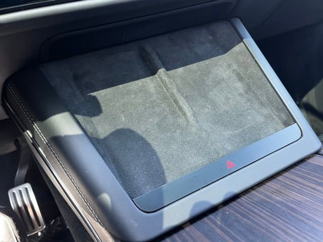 Used 2023 Tesla Model X image 21