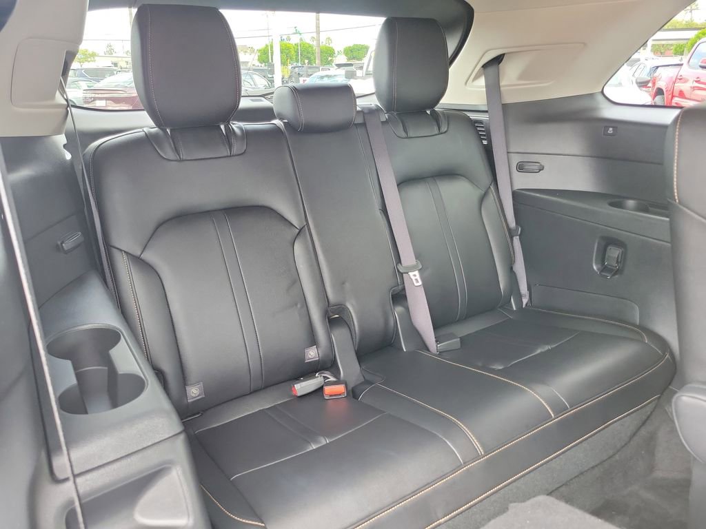Certified 2024 MAZDA CX-90 Plug-In Hybrid w/ Preferred AWD/4WD image 24