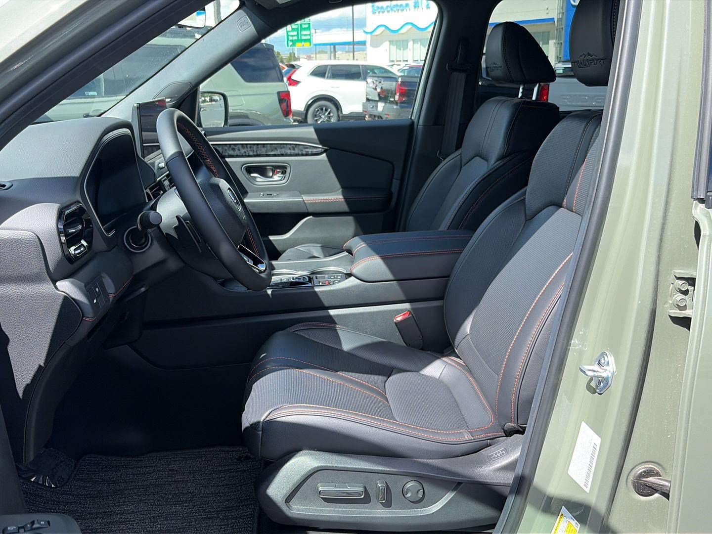 Certified 2026 Honda Passport TrailSport Elite image 18