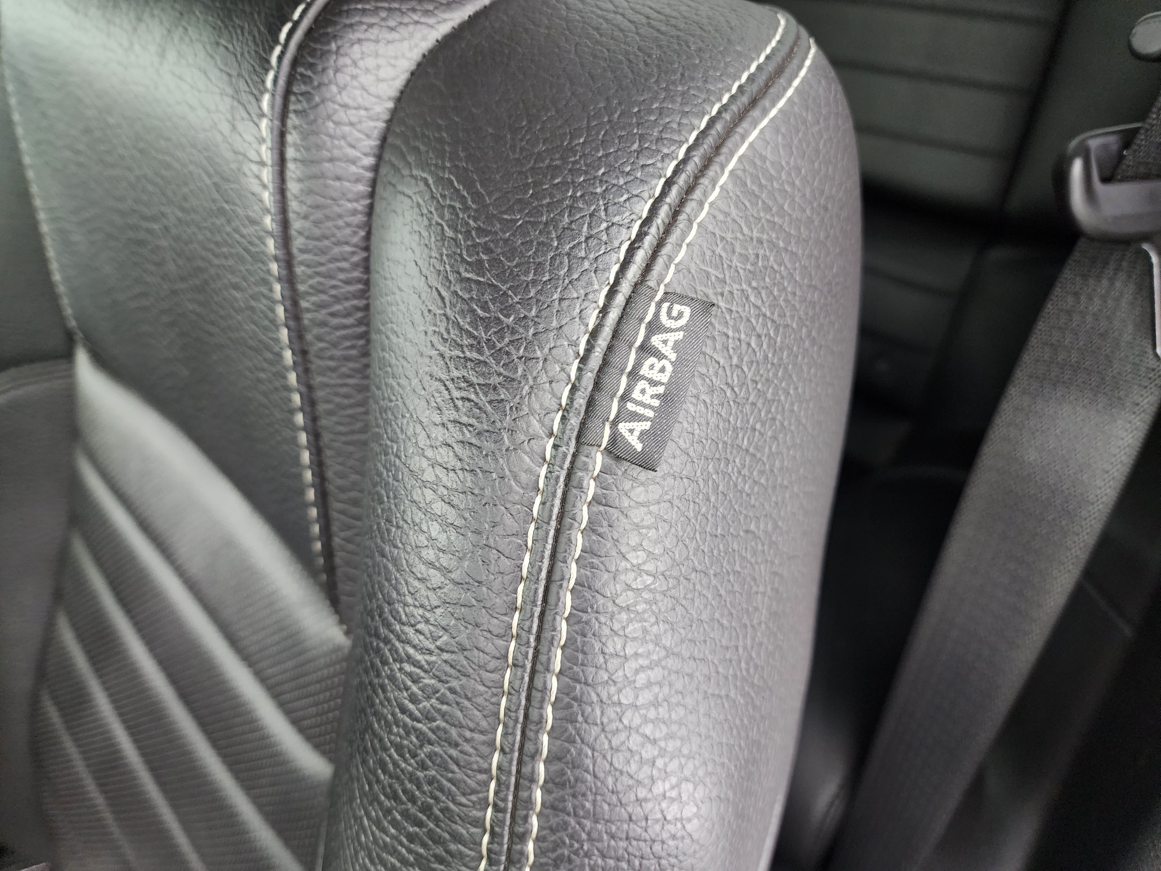 Used 2011 Ford Mustang GT Premium w/ Security Pkg RWD image 55