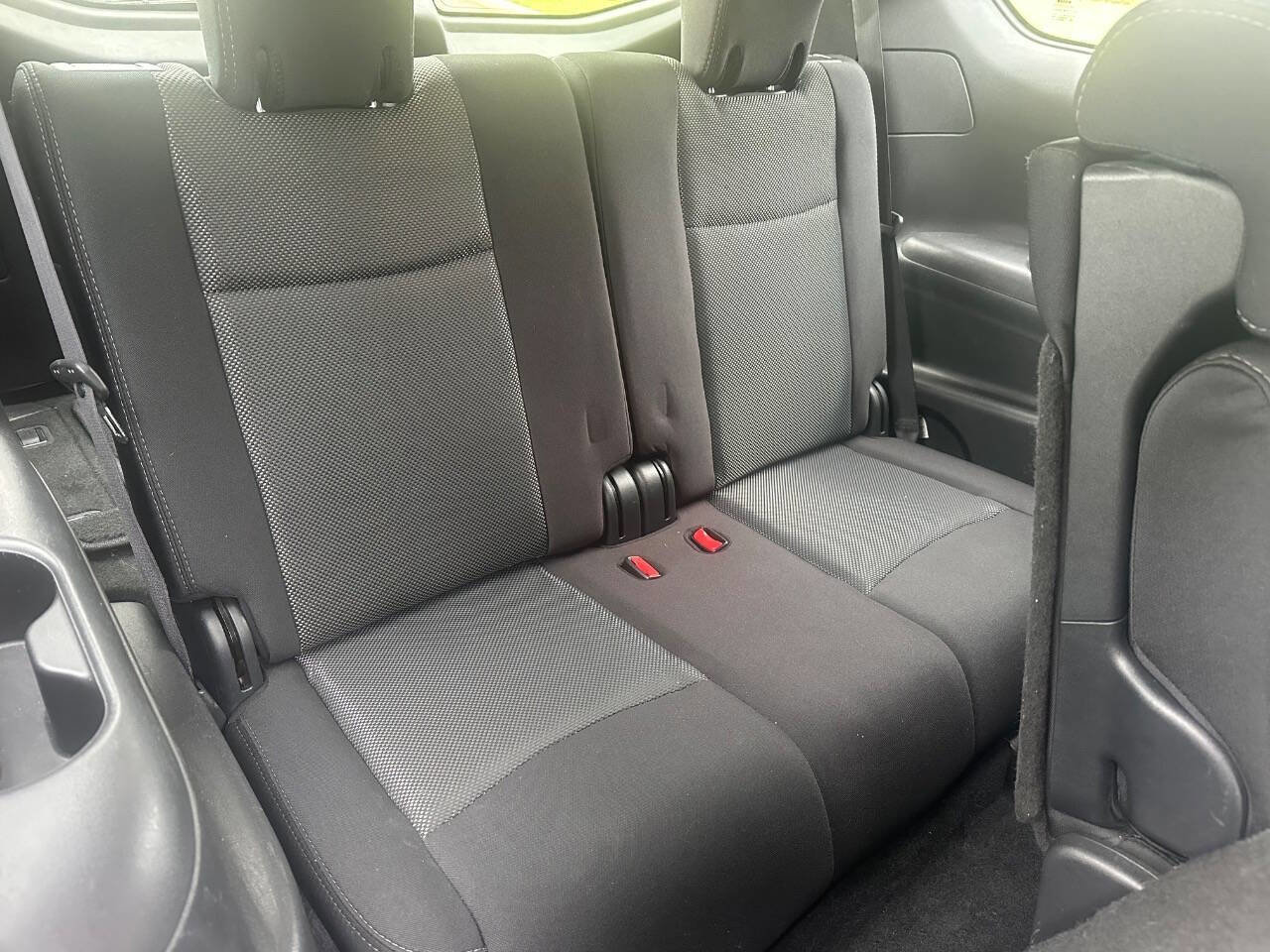 Used 2018 Nissan Pathfinder S AWD/4WD image 15