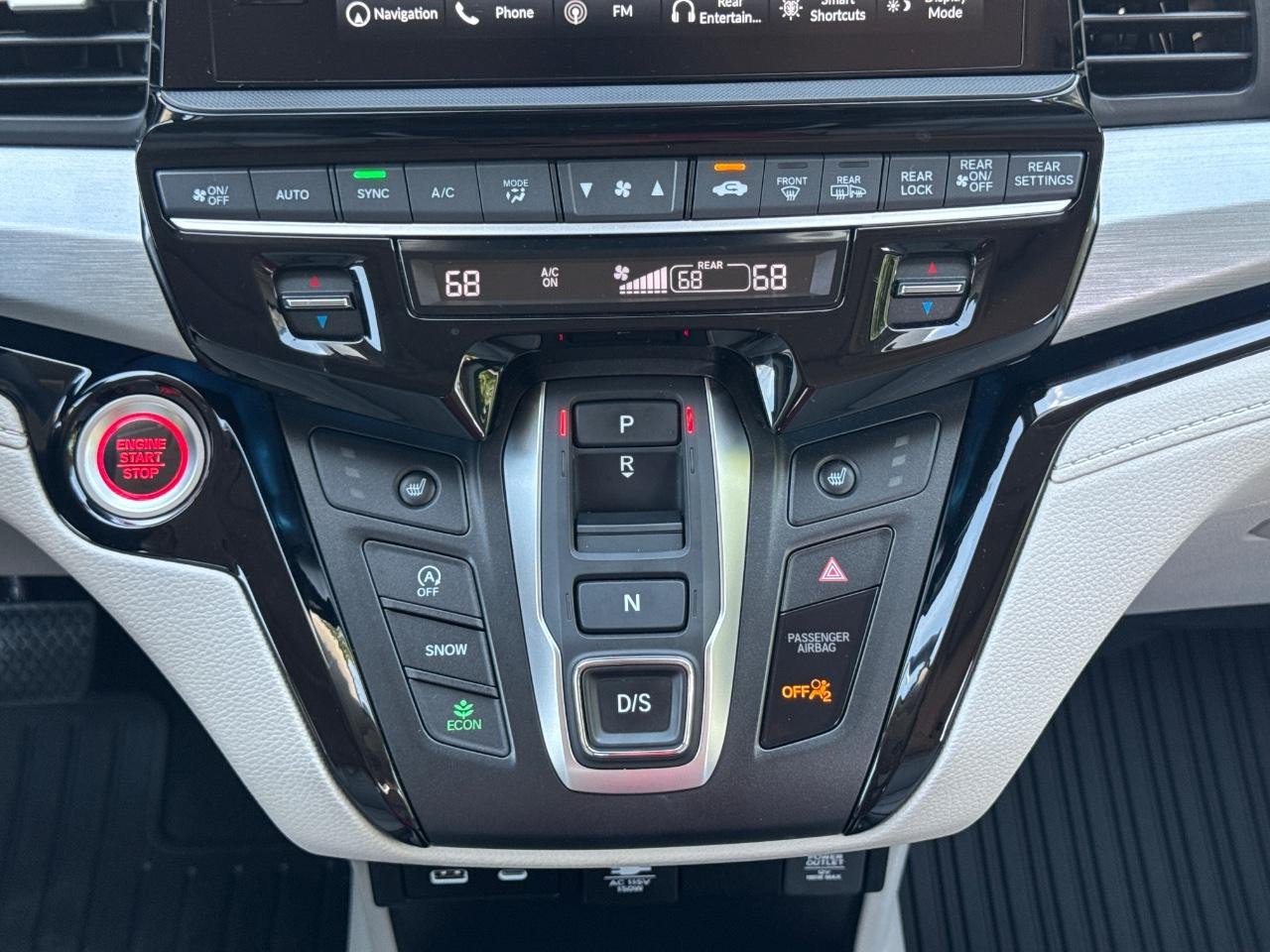 Certified 2026 Honda Odyssey Touring image 16