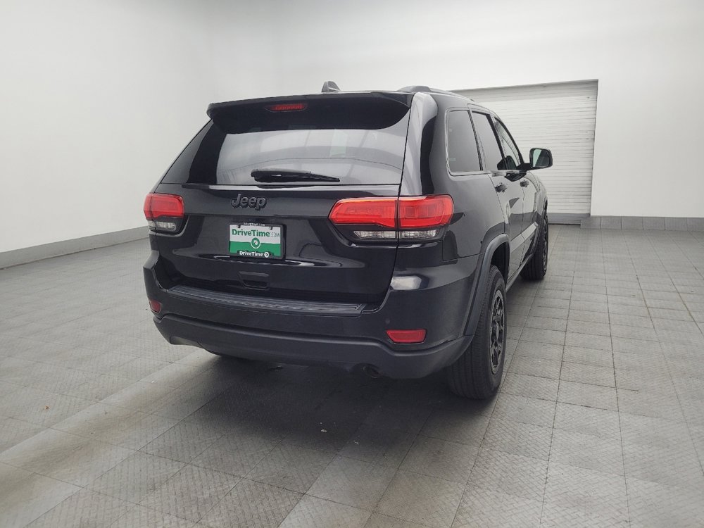 Used 2016 Jeep Grand Cherokee Laredo w/ Quick Order Package 23E RWD image 9