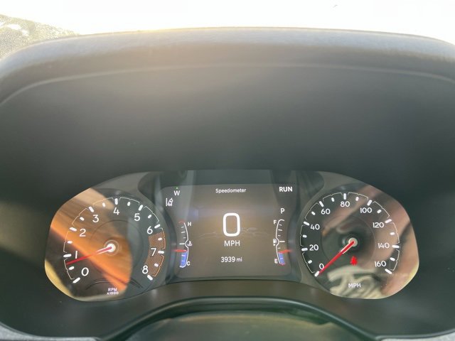 Used 2025 Jeep Compass Latitude image 37