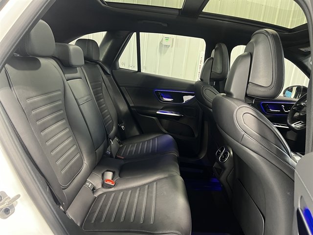 Used 2024 Mercedes-Benz GLC 43 AMG 4MATIC image 28