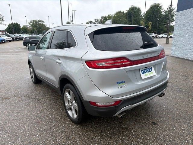 Used 2017 Lincoln MKC Premiere AWD/4WD image 3