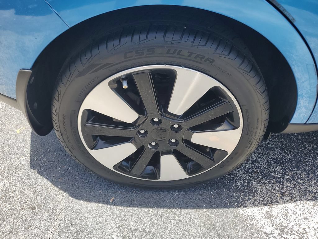 Used 2016 Kia Soul + w/ Designer's Package FWD image 6