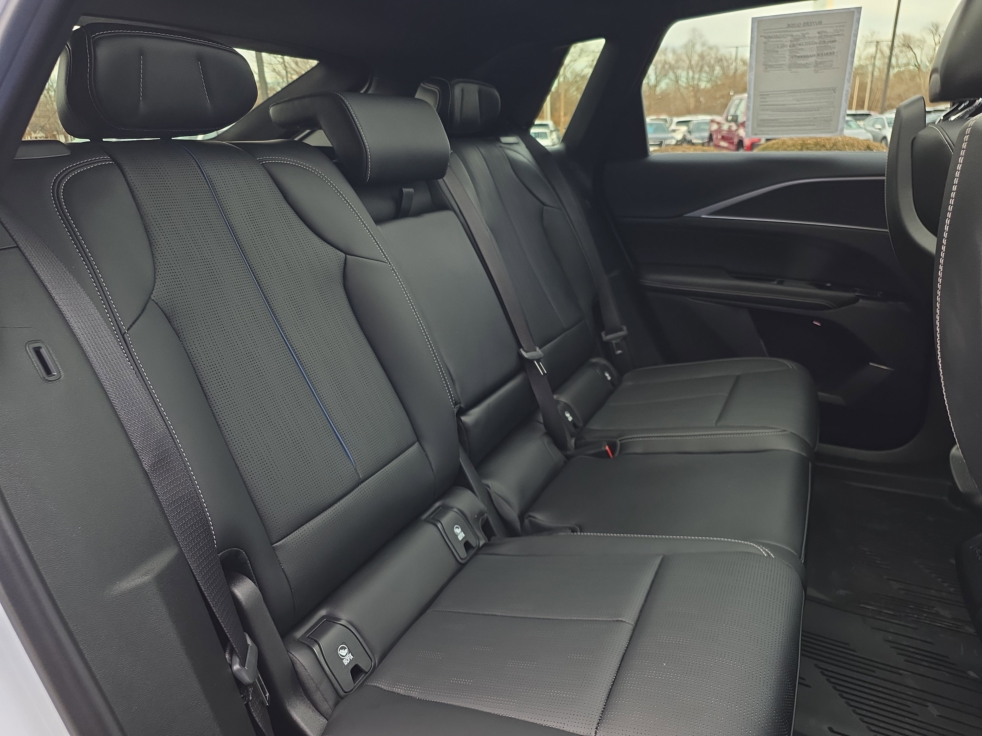 Used 2025 Cadillac Lyriq Sport image 42