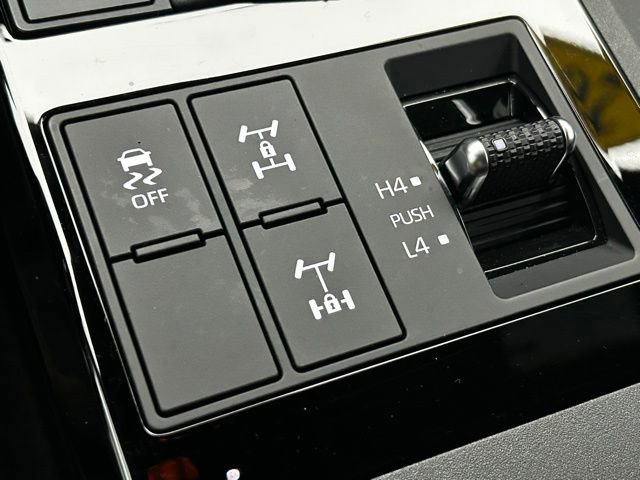 Used 2025 Toyota Land Cruiser 1958 image 9