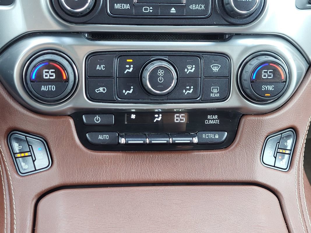 Used 2015 Chevrolet Tahoe LTZ AWD/4WD image 21