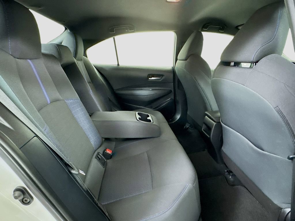 Used 2021 Toyota Corolla SE w/ Carpet Mat Package (TMS) image 25