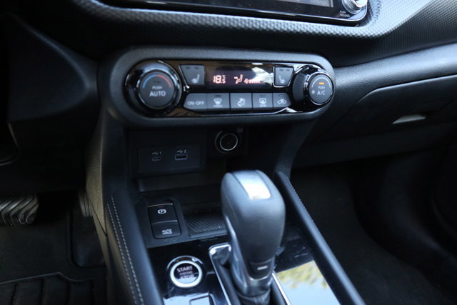 Used 2021 Nissan Kicks SV image 14