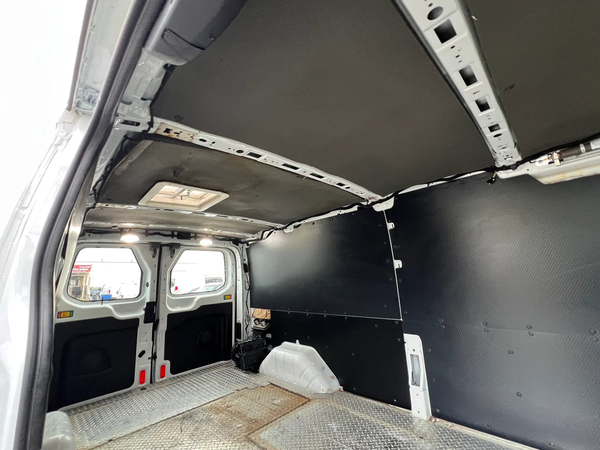 Used 2018 Ford Transit 250 148 Low Roof RWD image 41