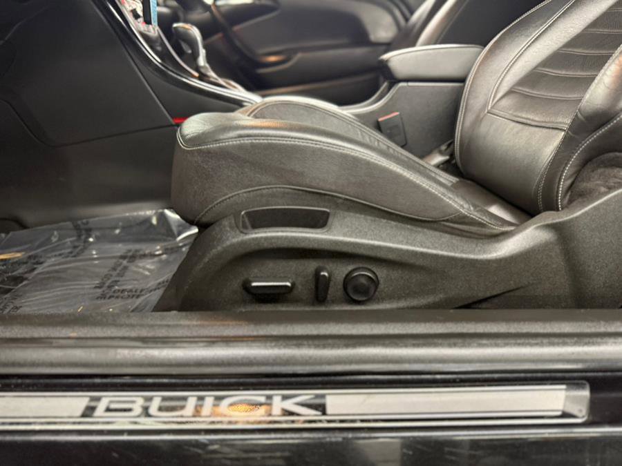 Used 2016 Buick Cascada Premium image 30