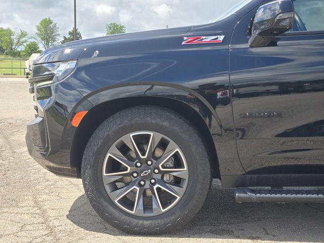 Used 2023 Chevrolet Tahoe Z71 w/ Z71 Off-Road Package AWD/4WD image 8