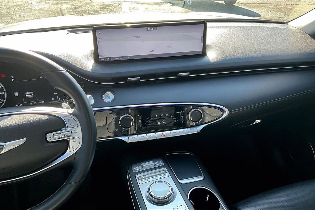 Used 2023 Genesis GV70 2.5T w/ Advanced Package image 9