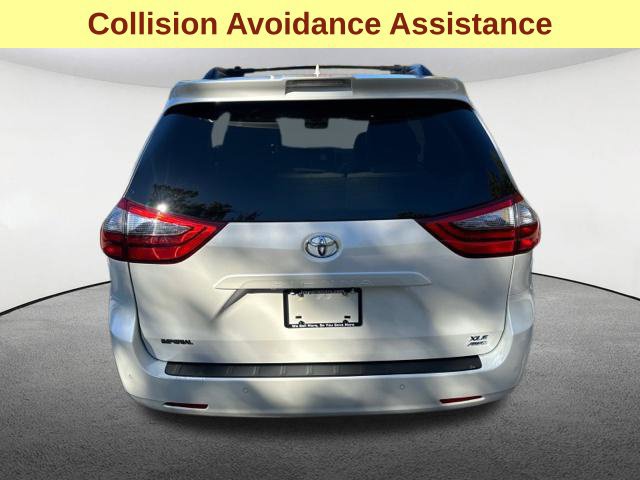 Used 2020 Toyota Sienna XLE w/ XLE Navigation Package AWD/4WD image 9