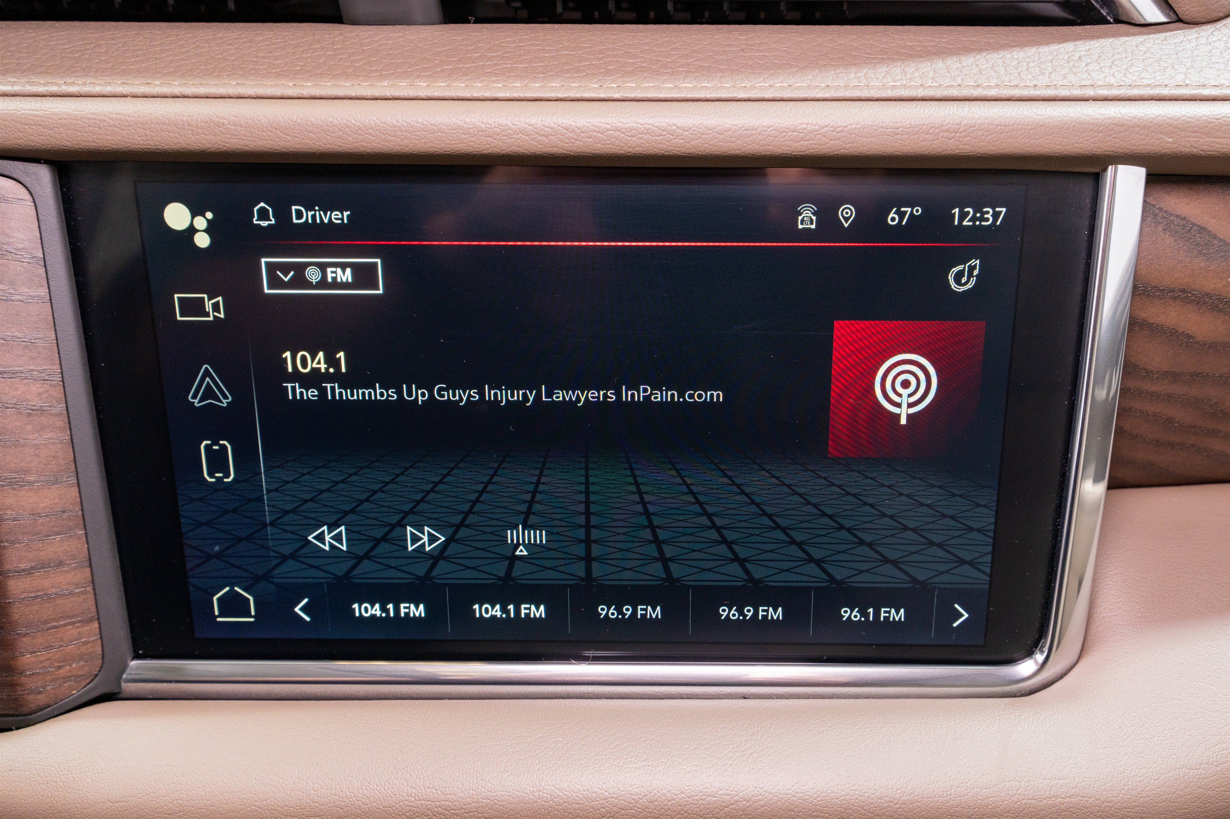 Used 2023 GMC Yukon Denali AWD/4WD image 19