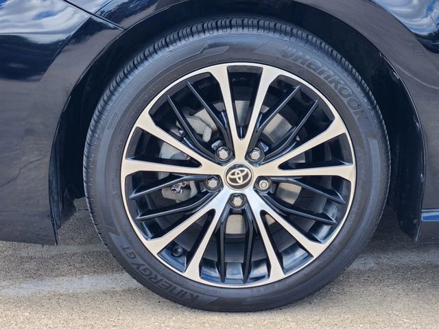 Used 2020 Toyota Camry SE image 8