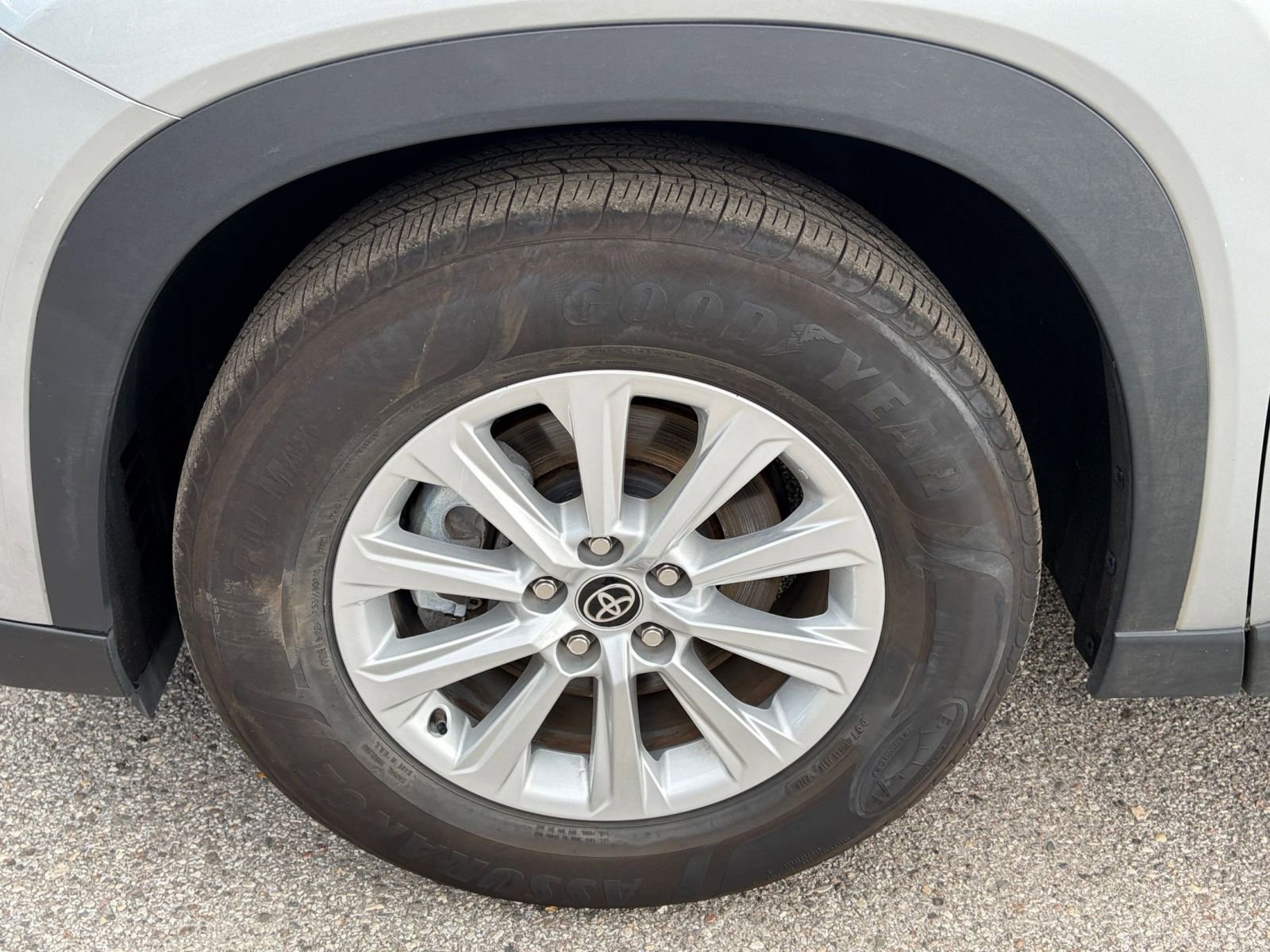 Used 2025 Toyota Grand Highlander FWD image 24