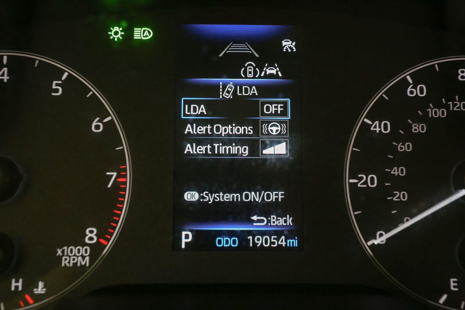 Used 2023 Toyota Corolla SE w/ SE Premium Package FWD image 35