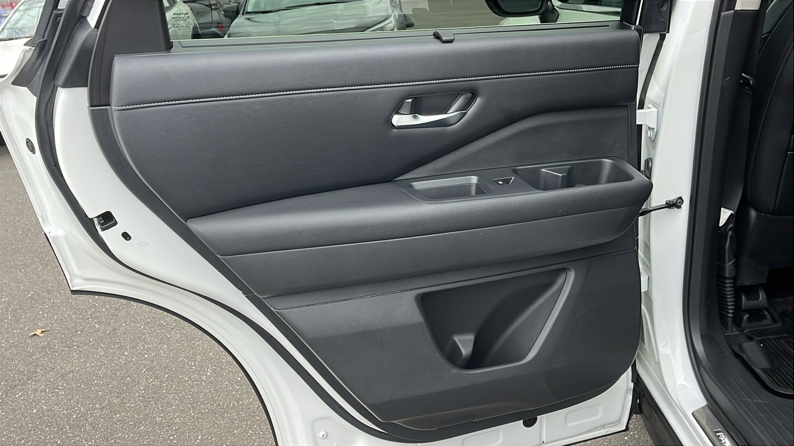 Used 2023 Nissan Pathfinder SL w/ SL Premium Package image 21