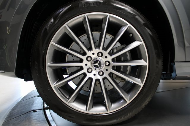 Used 2024 Mercedes-Benz GLE 350 4MATIC w/ AMG Line Exterior image 36