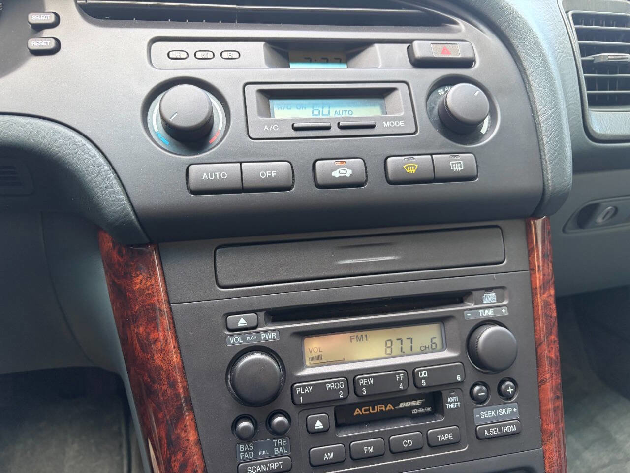 Used 2000 Acura TL 3.2 4dr Sedan image 17