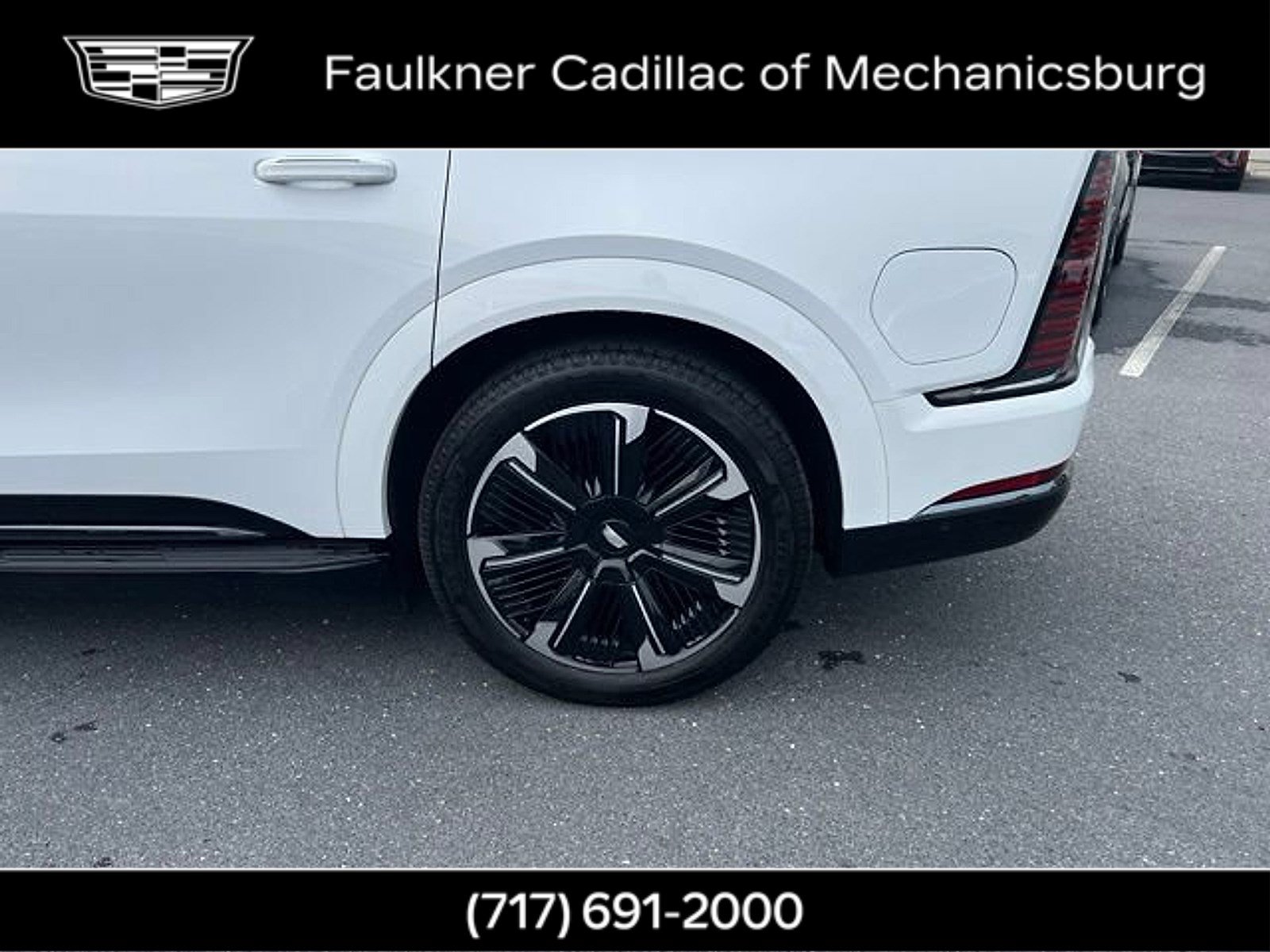 Certified 2025 Cadillac Escalade IQ Sport 1 w/ Smart Trailering package AWD/4WD image 37