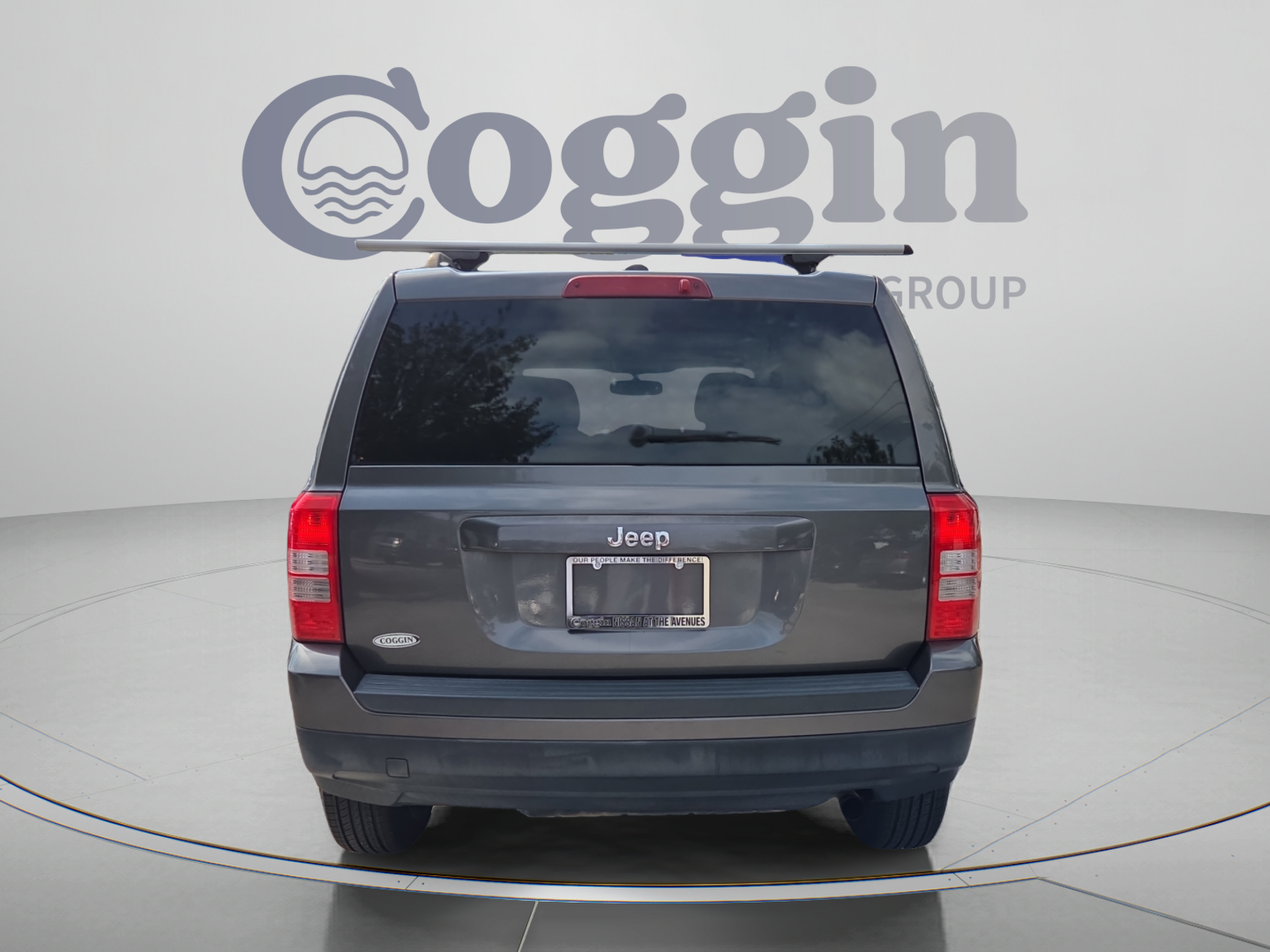 Used 2016 Jeep Patriot Sport w/ Power Value Group FWD image 4
