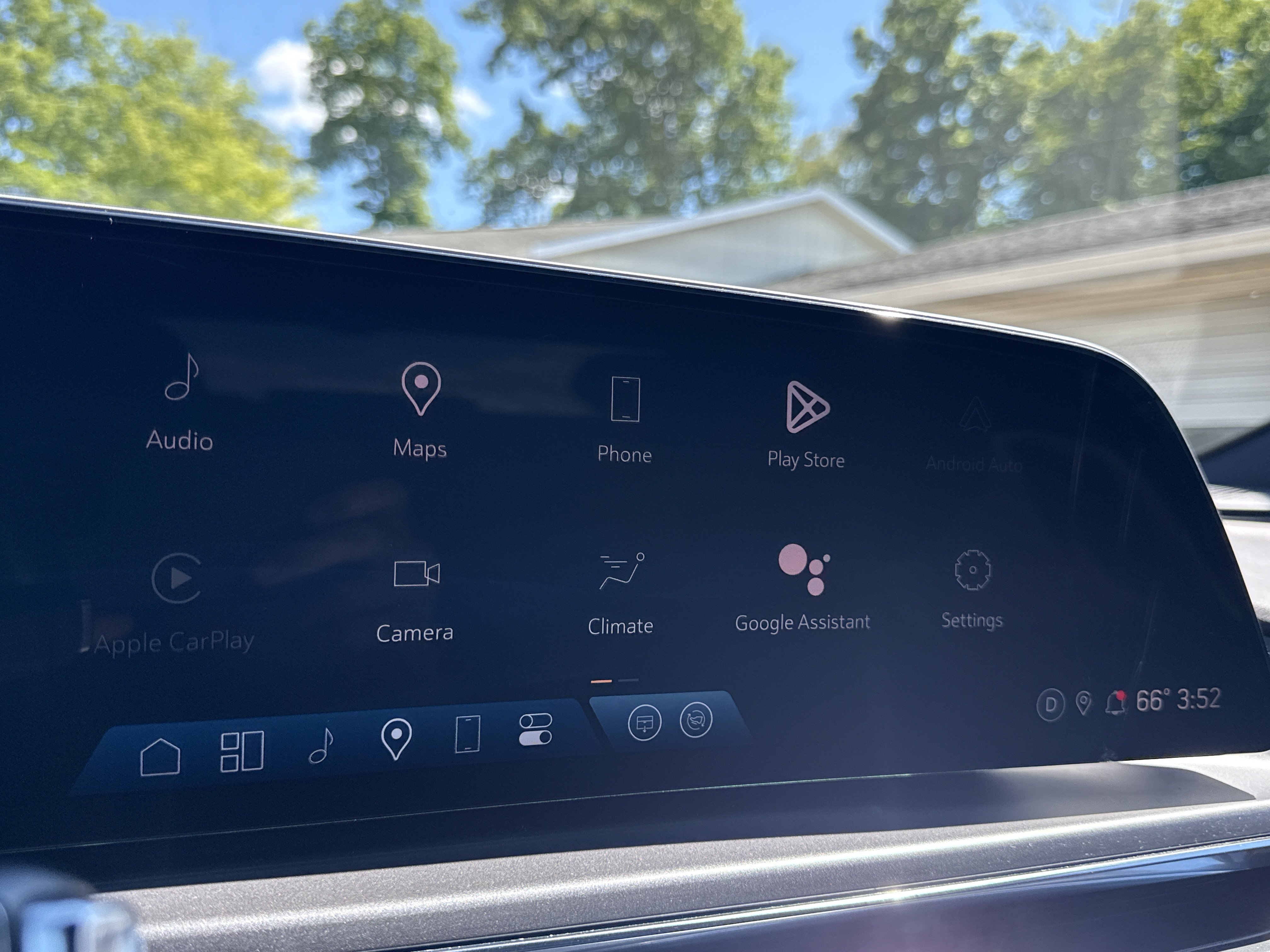 Used 2024 Cadillac Lyriq Tech AWD/4WD image 19