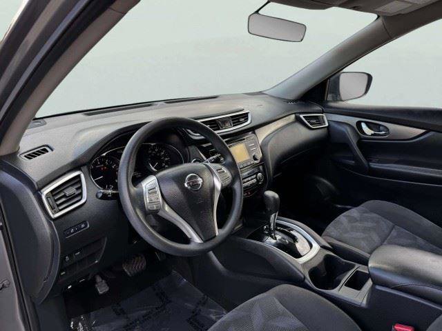 Used 2015 Nissan Rogue SV FWD image 21