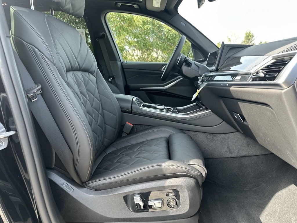 New 2026 BMW X5 M60i image 24