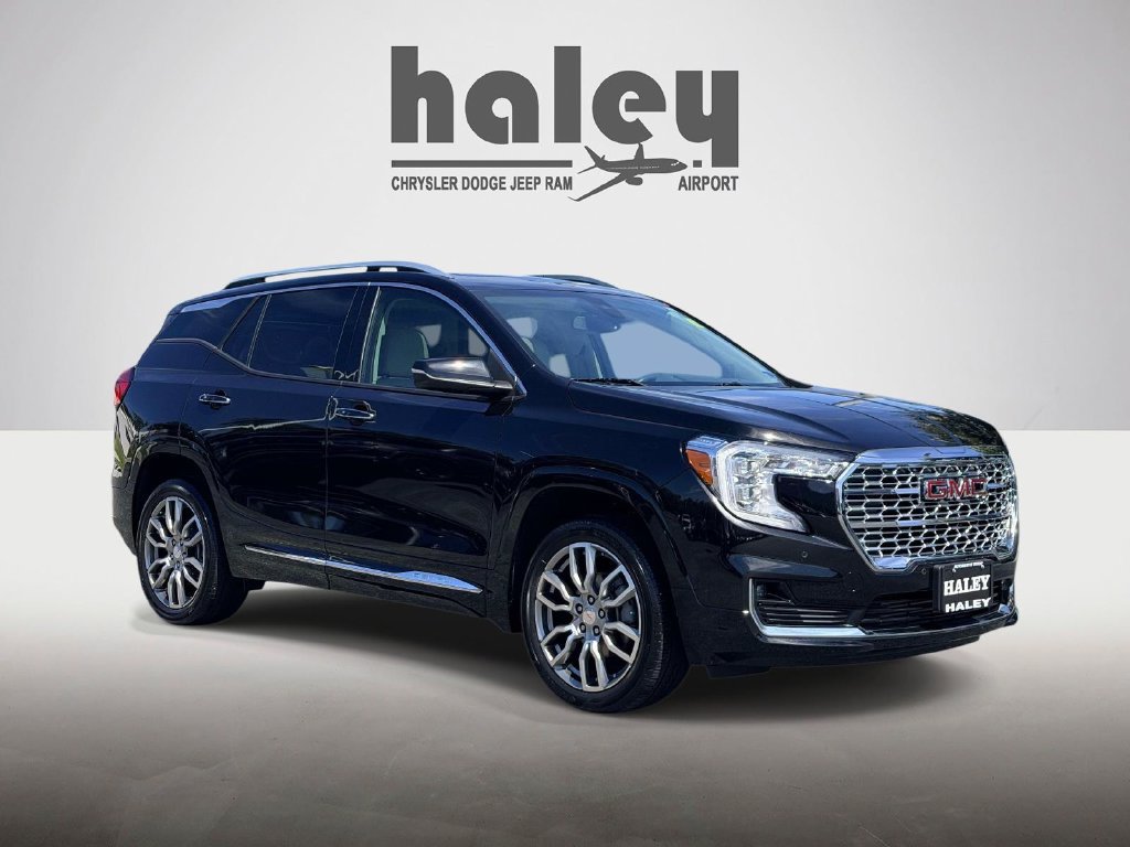 Used 2023 GMC Terrain Denali