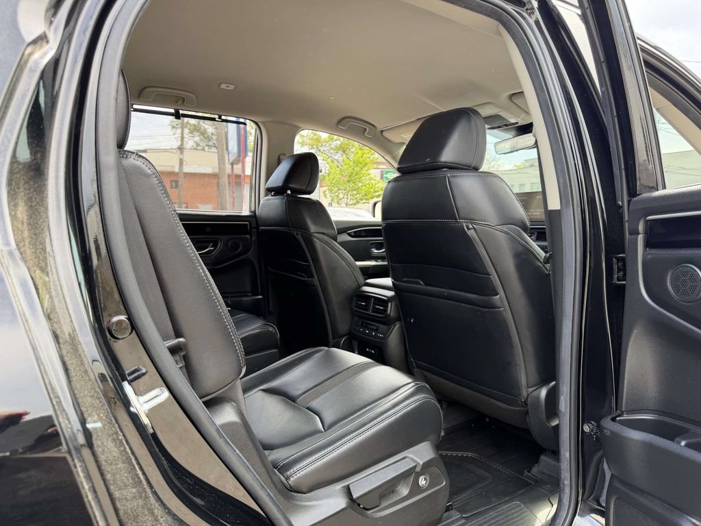 Used 2025 Honda Pilot EX-L image 19