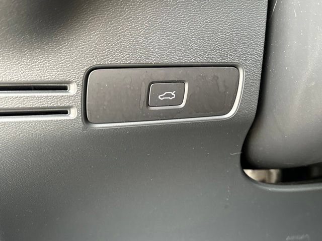 Certified 2023 Volvo C40 P8 Recharge Plus w/ Protection Package Premier AWD/4WD image 30