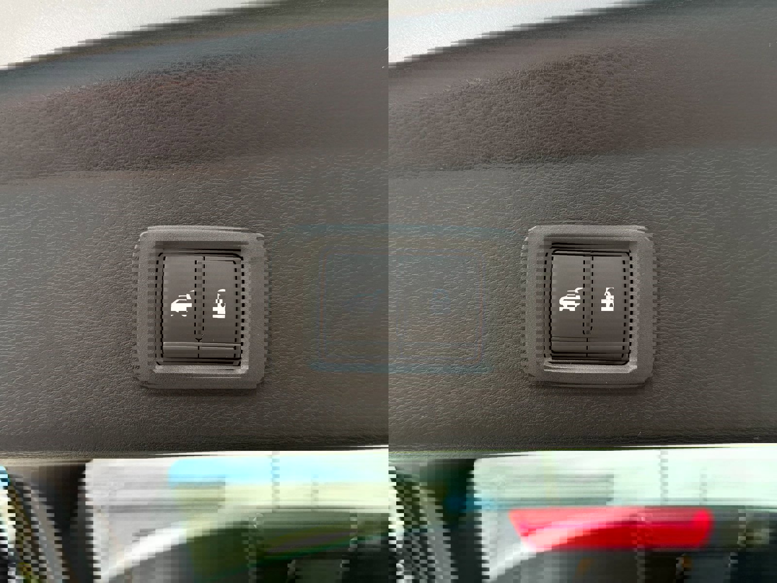 New 2025 Mitsubishi Outlander SEL image 24