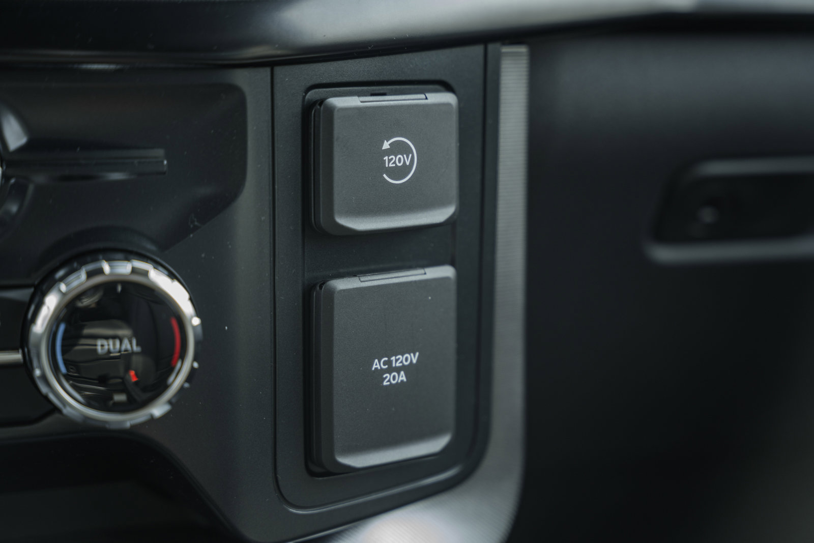 New 2026 Ford F150 Platinum image 30