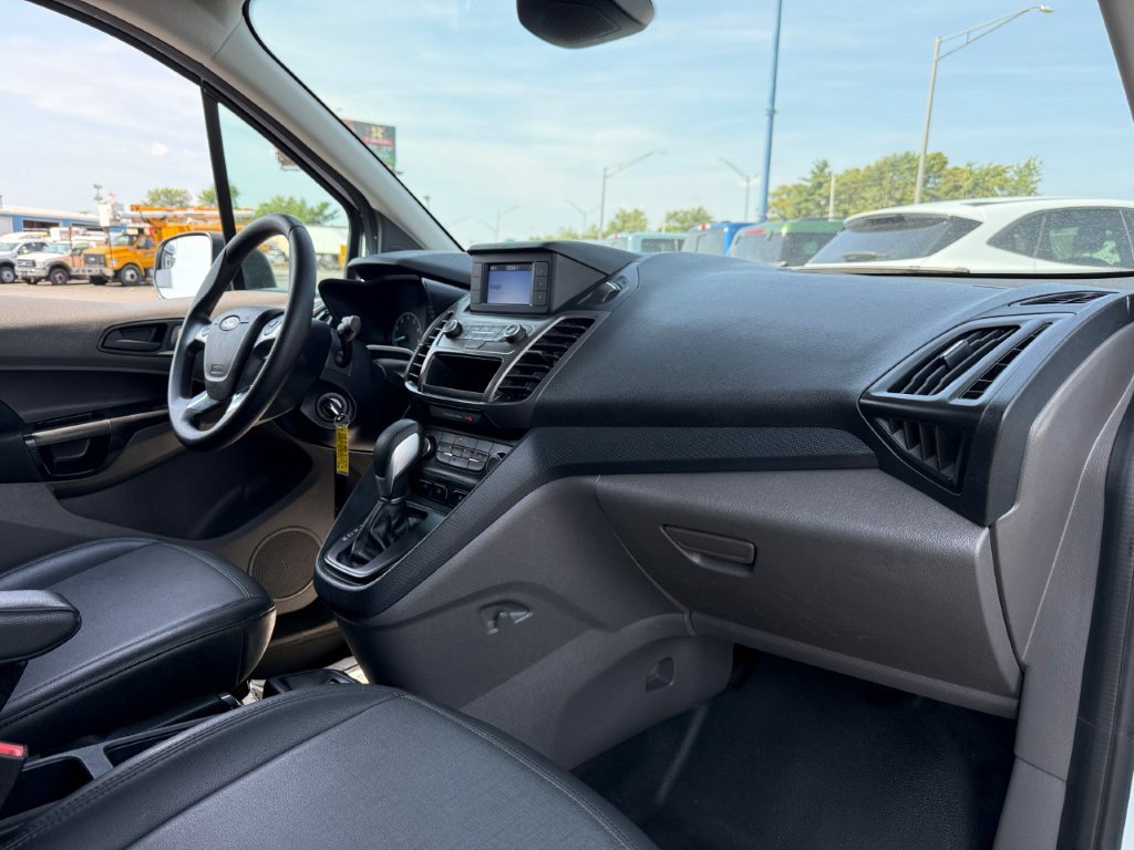 Used 2022 Ford Transit Connect XL FWD image 21