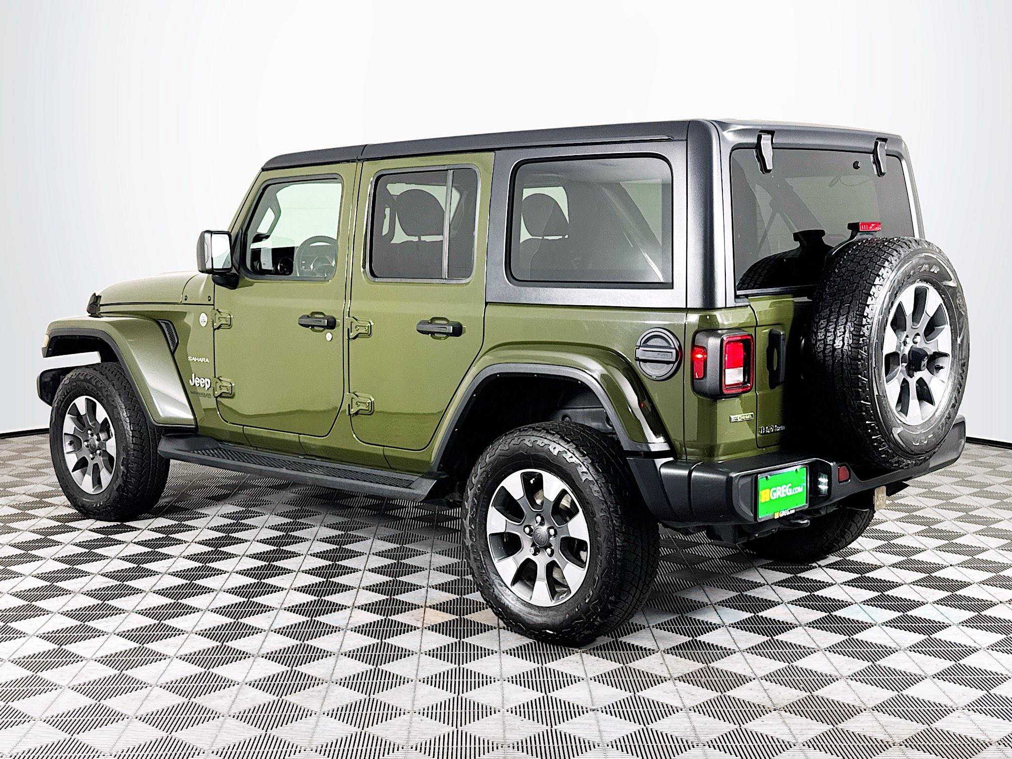 Used 2021 Jeep Wrangler Unlimited Sahara w/ Dual Top Group image 6