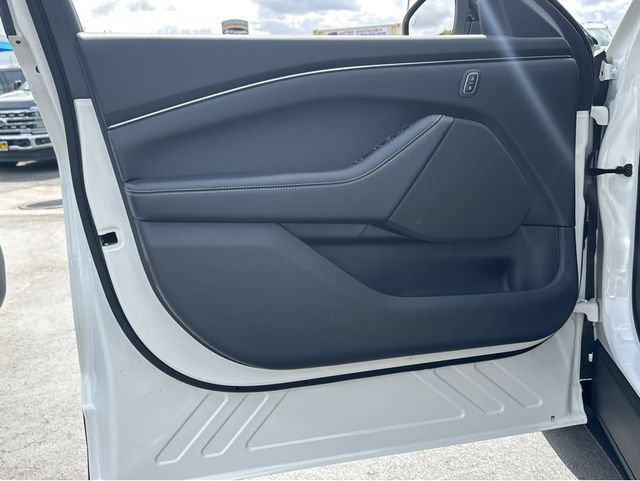 New 2026 Ford Mustang Mach-E Select RWD image 34