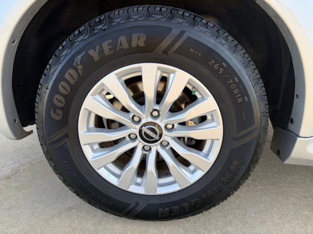 Used 2024 Nissan Armada SV image 9