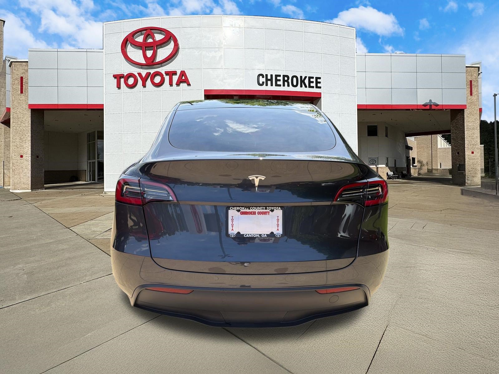 Used 2025 Tesla Model Y Long Range RWD image 6