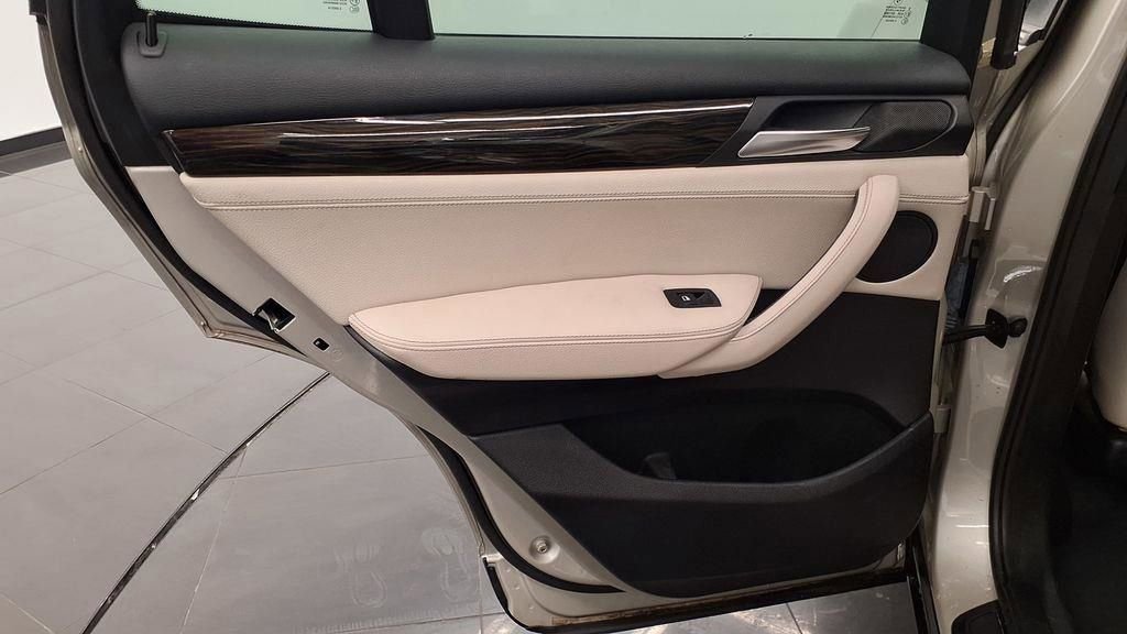 Used 2014 BMW X3 xDrive28i image 16
