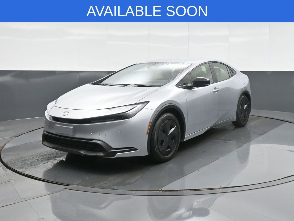 Used 2026 Toyota Prius LE FWD image 3