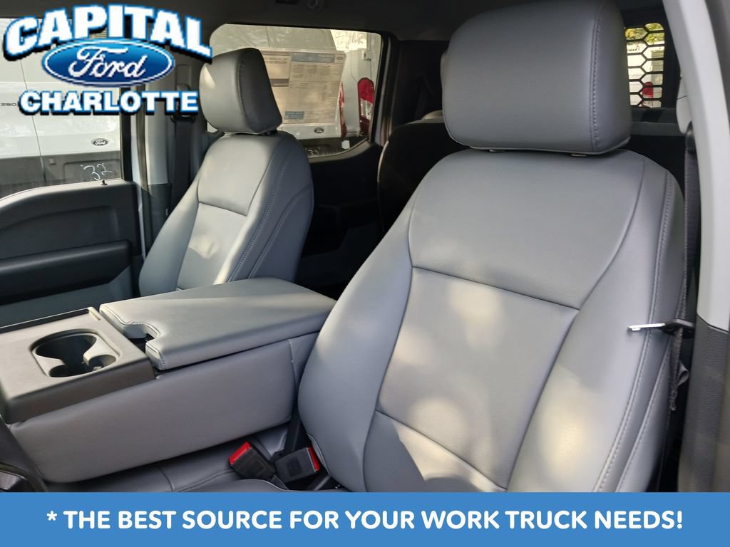 New 2026 Ford F550 4x4 Crew Cab image 15