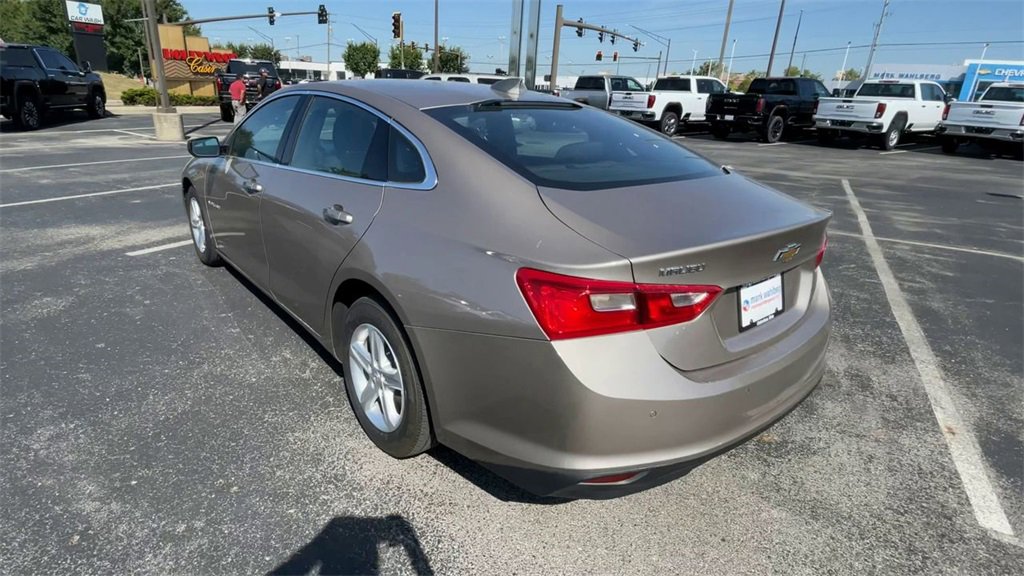 Used 2023 Chevrolet Malibu LT w/ Driver Confidence Package image 8
