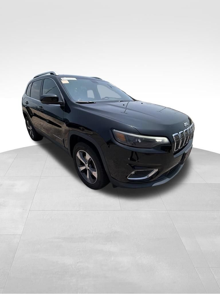 Used 2019 Jeep Cherokee Limited AWD/4WD image 3